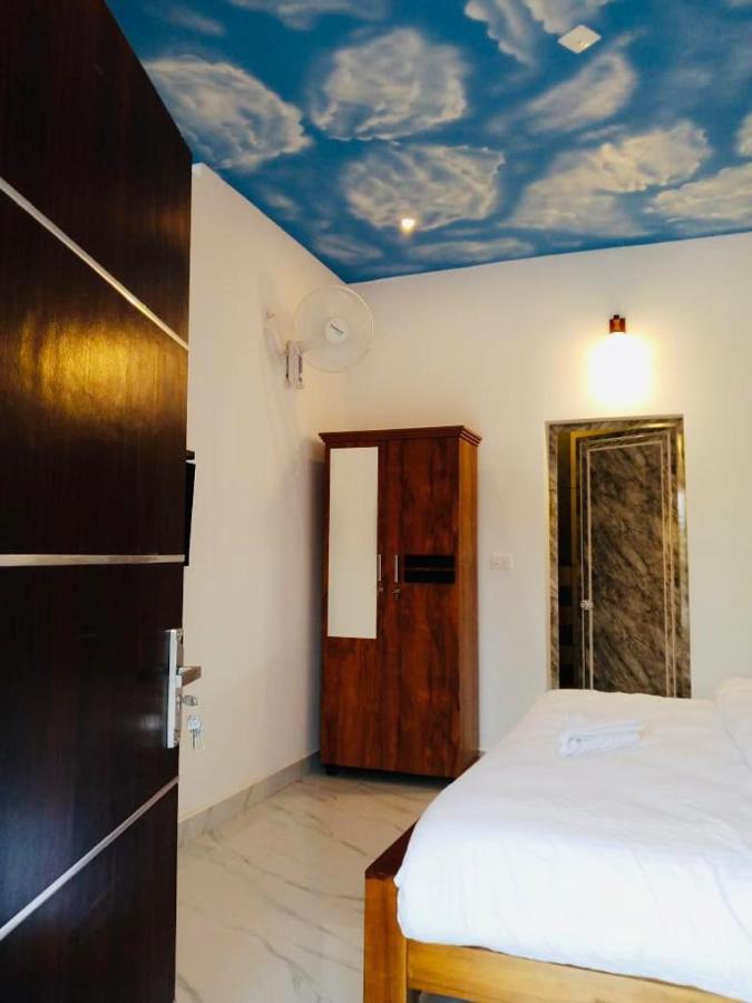 The Lavender Resort Waynad Vaduvanchal Esterno foto