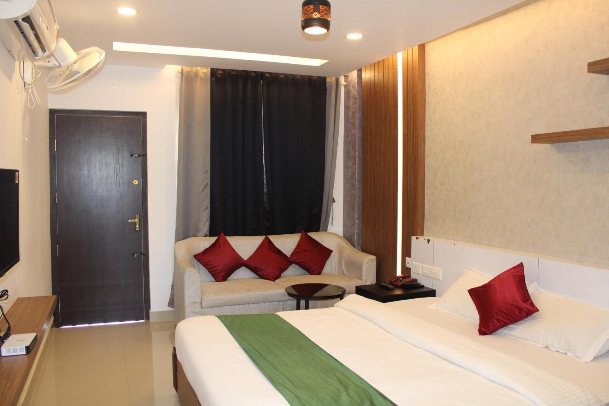 The Lavender Resort Waynad Vaduvanchal Esterno foto