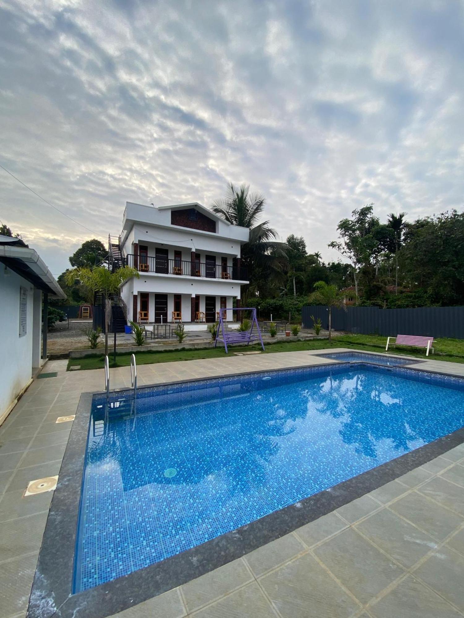 The Lavender Resort Waynad Vaduvanchal Esterno foto